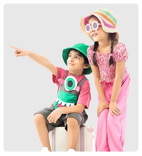 Two kids in IzCubes outfits